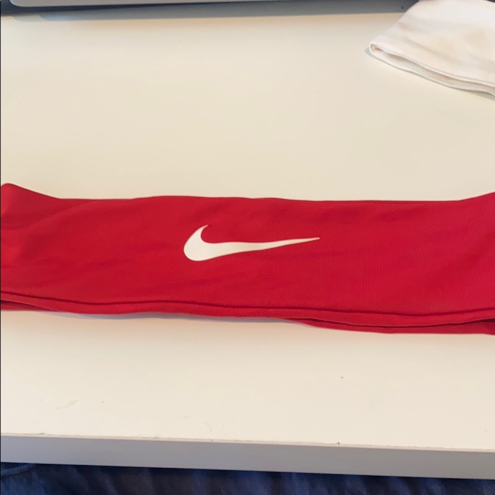 red nike head band